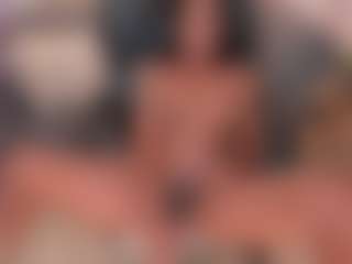 Live cam show with Shantall-wills - Granny Brown Hair on Camsoda