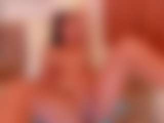 Live cam show with Shantall Wills - Granny Squirt on nudelive.tv