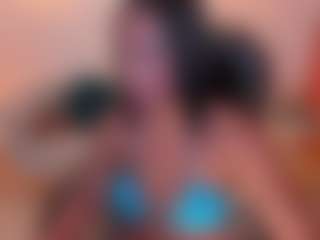Live cam show with Shantall Wills - Granny Latina on Camsoda | colombia