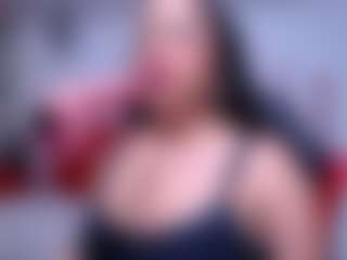 Live cam show with cristal-horny19 - Camel Toe on Uber Horny