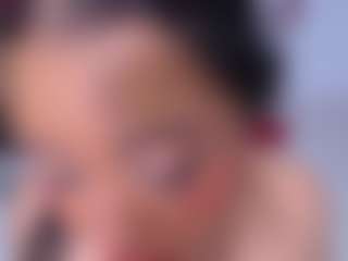 Live cam show with cristal-horny19 - Smoking on Gym Cam Girls