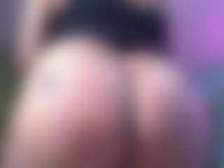 cristal-horny19's Live Sex Cam Show