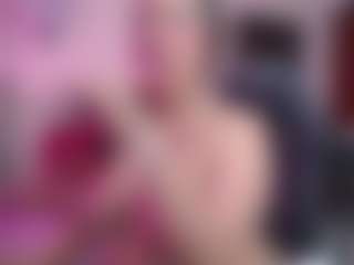 Live cam show with cristal-horny19 - Flashing on Streamer API