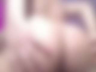 Live cam show with cristal-horny19 - Brown Hair MILF on Uber Horny