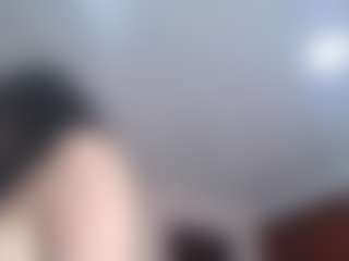 Live cam show with cristal-horny19 - Flashing on Sweet Sext