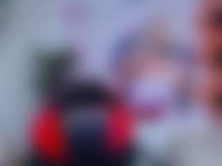 Live cam show with cristal-horny19 - Brown Hair on Camsoda