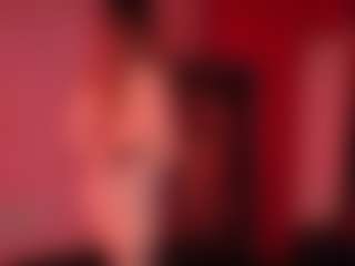 Live cam show with MARY-T - Lingerie on livesuperchat.net