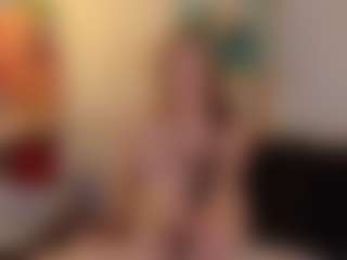 Live cam show with MARY-T - Smoking on Camsoda