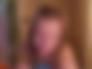 Live cam show with MARY-T - Smoking on Camsoda