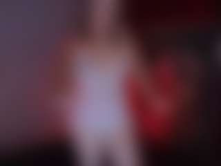 Live cam show with MARY-T - Blowjob on camwithhim.com