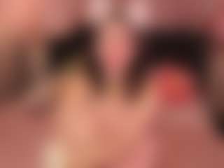 Live cam show with Lilly - Smoking on CamwithHer
