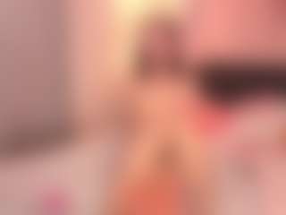 Live cam show with Lilly - Cute on Camiplay Live