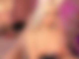 Live cam show with Lilly - Petite on Camming Site