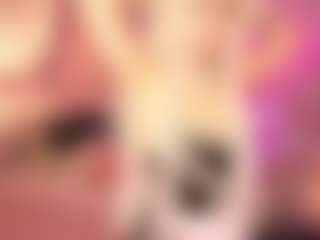 Show Live Sex Cam Lilly