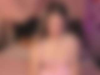 Live cam show with Lilly - Petite Teen (18+) on Chatstar