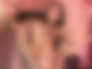Live cam show with Lilly - Smoking on googirlz