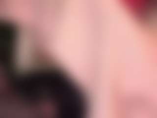 Live cam show with Lilly - Young Adult on intimatelivegirls.com