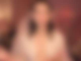 Live cam show with Lilly - Small Tits Brown Hair on Camsoda