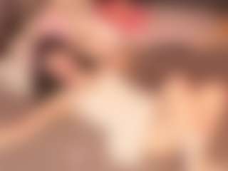 Live cam show with Lilly - Small Tits on Camsoda