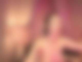 Live cam show with Lilly - Strip Teen (18+) on Camsoda