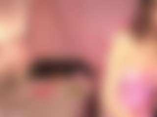 Live cam show with Lilly - Smoking on Camsoda