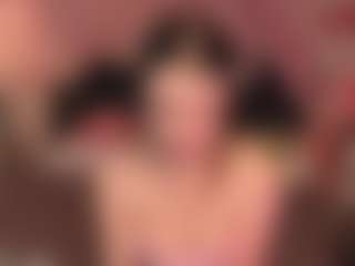 Live cam show with Lilly - Petite on CamwithHer