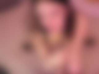 Live cam show with Lilly - Butt Plug on livesuperchat.net