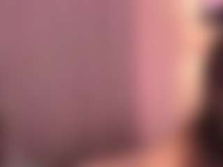 Live cam show with Lilly - Spank Curvy on Mixed Magazine Live