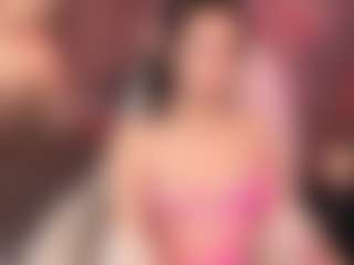 Live cam show with Lilly - Strip on milfzrlive.com