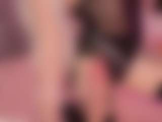 Live cam show with Lilly - Brown Hair Teen (18+) on Camsoda