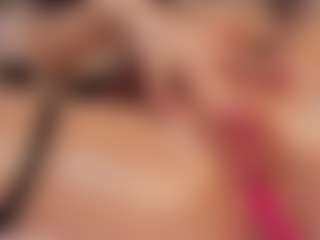 Live cam show with Lilly - Lush Teen (18+) on Camsoda