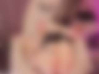Live cam show with Lilly - Foot Fetish Brown Hair on Camsoda