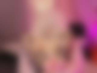 Live cam show with Lilly - Brown Eyes Curvy on madthumbs