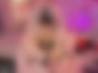 Live cam show with Lilly - Spank Brown Hair on Gym Cam Girls