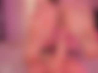 Live cam show with Lilly - Small Tits on Camsoda
