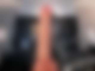 Live cam show with RebeccaHudson - Average on eurowanks.com