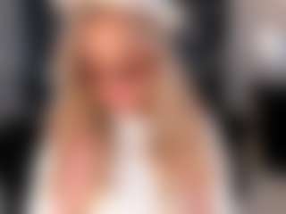 Live cam show with RebeccaHudson - Amateur on boobsie.com