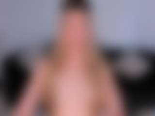 Live cam show with RebeccaHudson - Blonde Hair on Gym Cam Girls