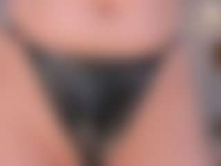 Live cam show with RebeccaHudson - Average on Lustler