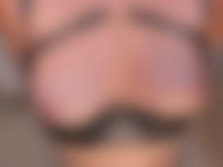 Live cam show with RebeccaHudson - Average on Mixed Magazine Live