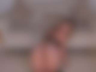 Live cam show with RebeccaHudson - Average on EXY