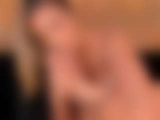 Live cam show with RebeccaHudson - Big Tits on StripNow