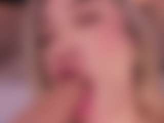Live cam show with RebeccaHudson - Average on crypto-cams
