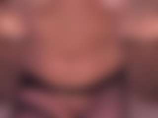 Live cam show with RebeccaHudson - Average on StripNow
