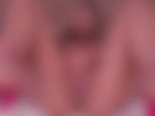 Live cam show with RebeccaHudson - Average on Camsoda
