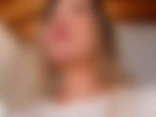 Live cam show with RebeccaHudson - Blonde Hair on Lustler