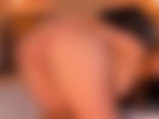 Live cam show with RebeccaHudson - Average on Camsoda