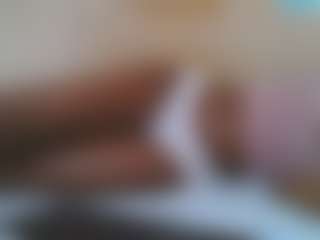 Live cam show with ashley-ella - Average on Camsoda