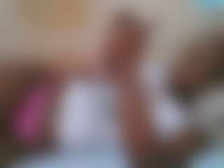 Live cam show with ashley-ella - Living Room on Lustler