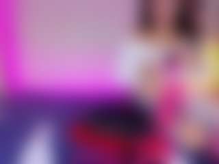 Live cam show with Candy Maria - Petite on Stripli.com